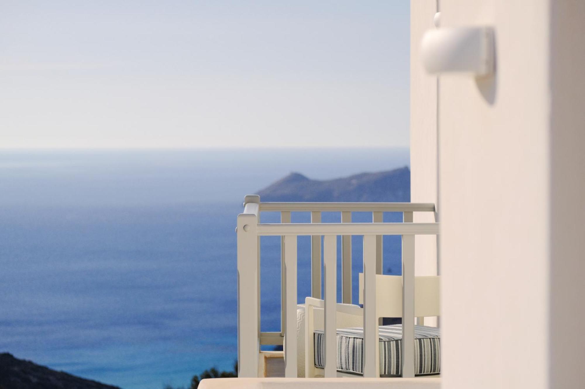 Odyssey Rock Milos Sunset Suites Plaka  Bagian luar foto