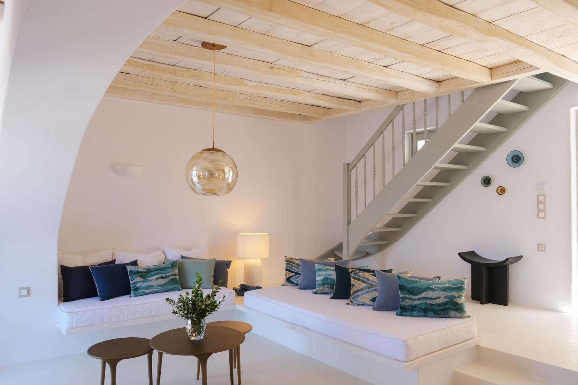 Odyssey Rock Milos Sunset Suites Plaka  Ruang foto