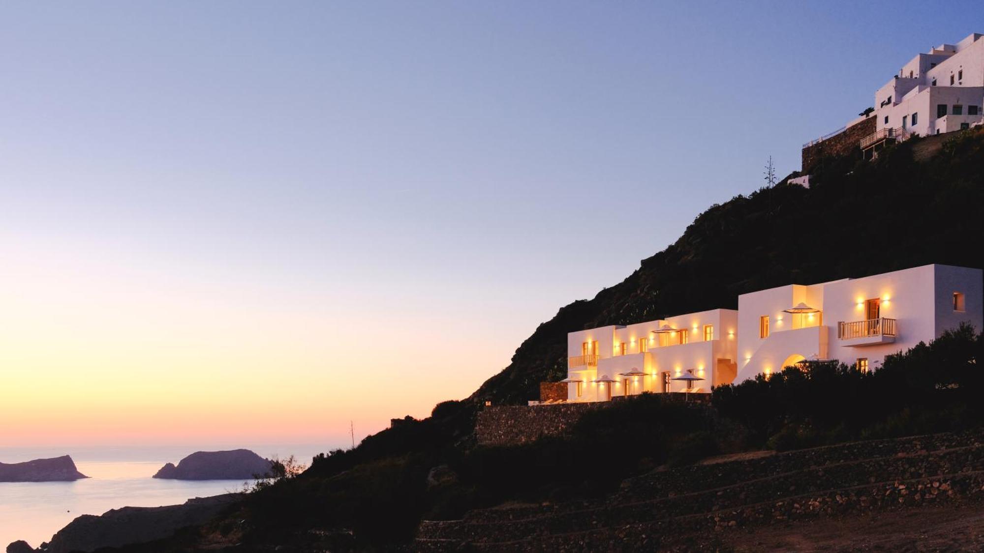Odyssey Rock Milos Sunset Suites Plaka  Bagian luar foto